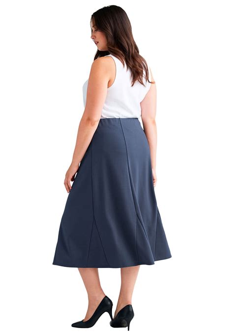 navy blue women skirt.